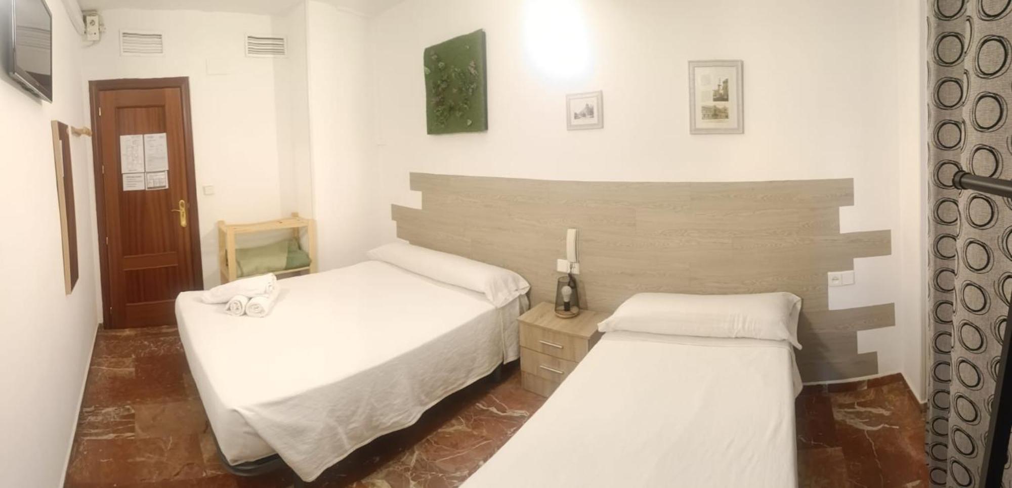 Hostal Nevot غرناطة المظهر الخارجي الصورة